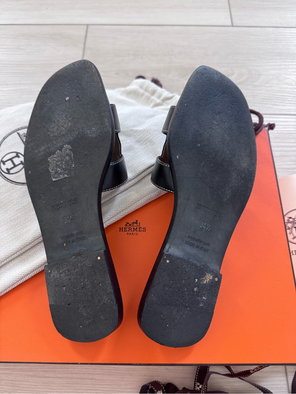 Hermes Black Oran Sandals 34.5 - Picture 3 of 7